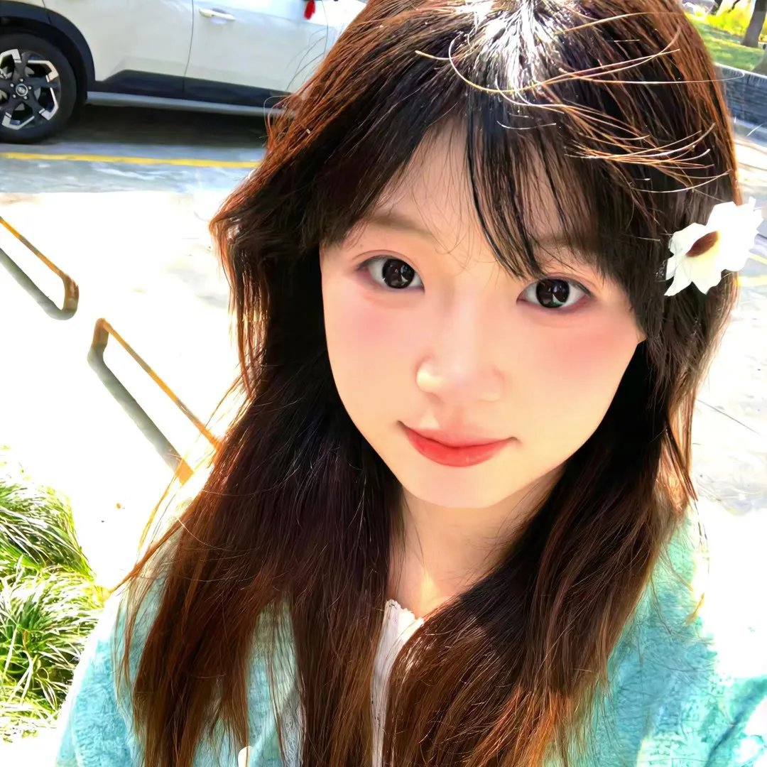新霍士歌舞团海报