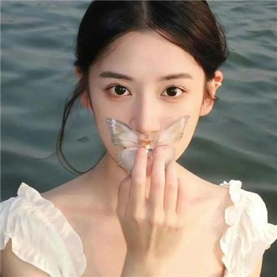 巫术面具海报
